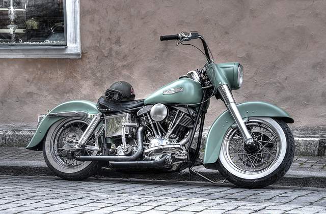 Harley-Davidson FLH Shovelhead 1340 cm3