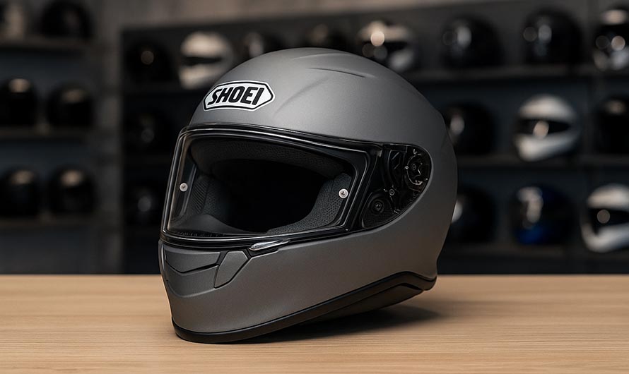 Casque intégral de moto shoei