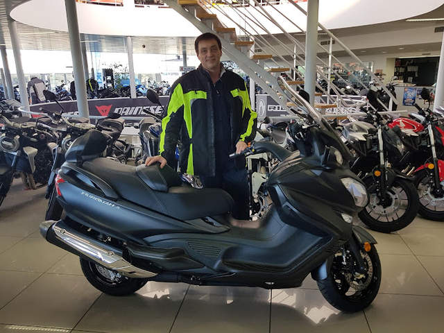 Auto-Moto Center Caset nv