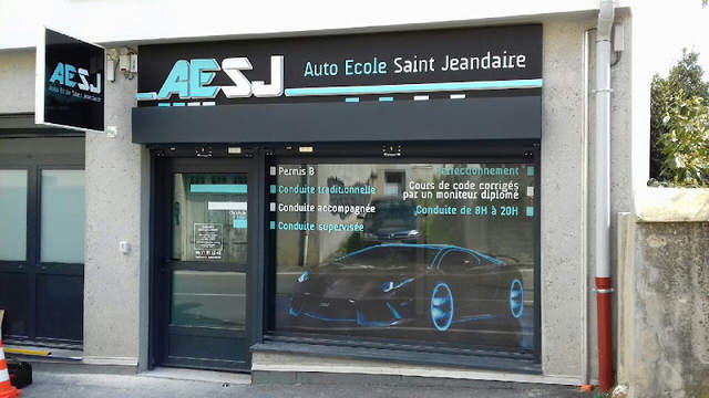 Driving School Saint Jeandaire