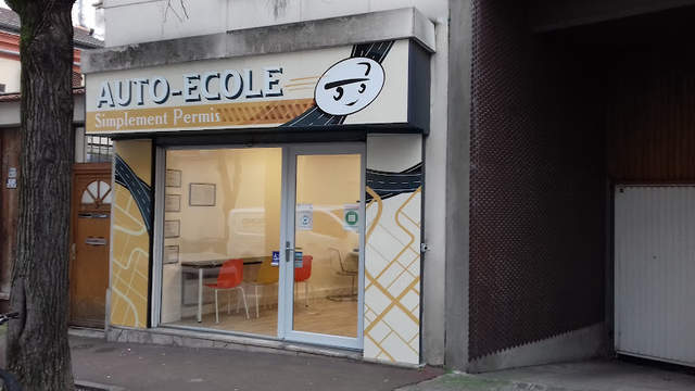 › Voir plus d'informations : Driving School Simplement Permis