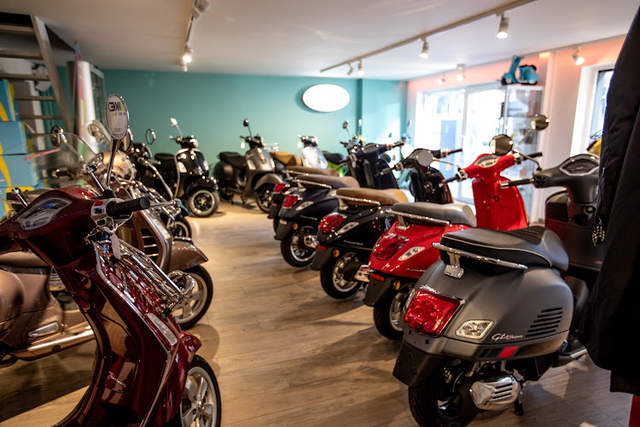 › Voir plus d'informations : Houman Vespa Suzuki Ssangyong KGM