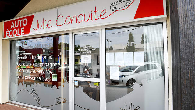 › Voir plus d'informations : Julie Conduite