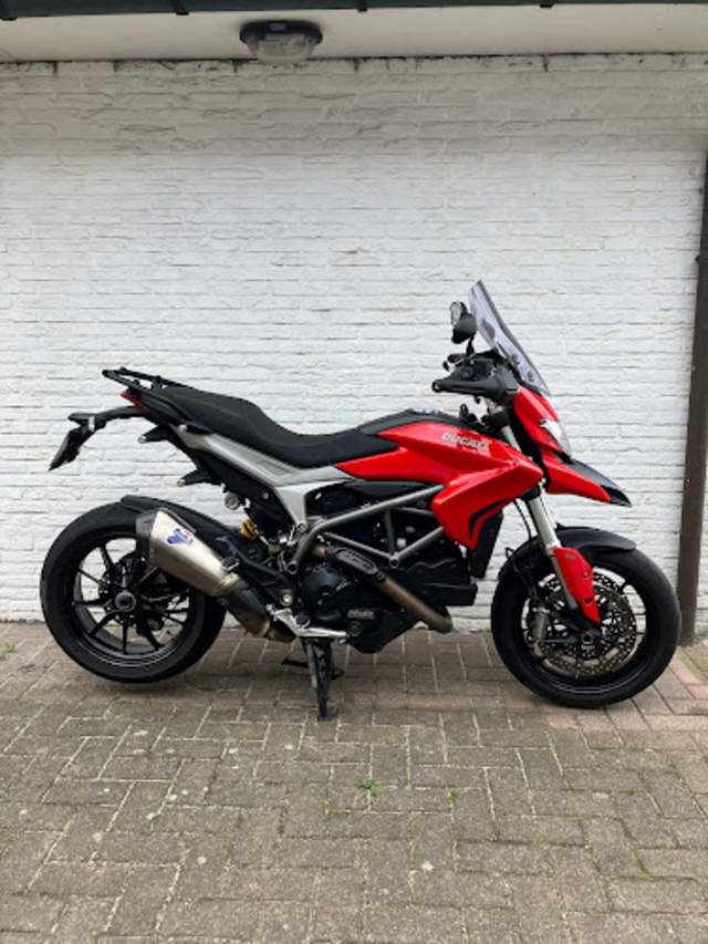 NG’s motorcycle repair