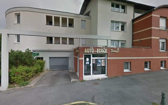School Driving Doucy J.