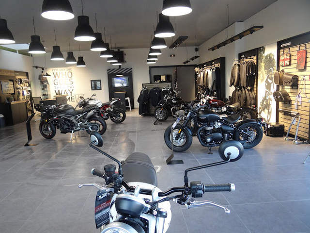 › Voir plus d'informations : Triumph - Moto Visé