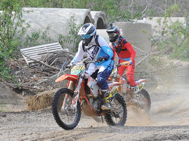 Terrain Moto-Cross de Montholeu - Is Sur Tille