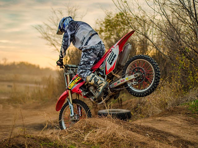 › Voir plus d'informations : Terrain Moto-Cross de Illats