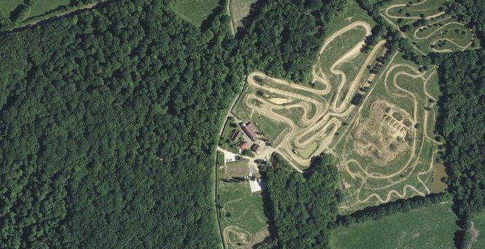 Vue aérienne Terrain Moto-Cross de Mézilles